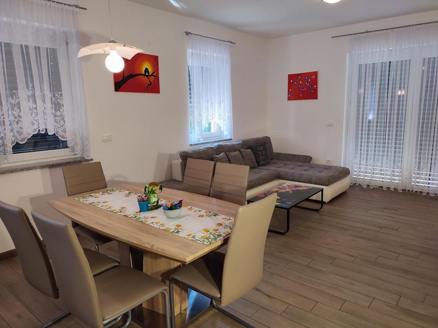Apartments And Wellness Jelovca Radovljica Bagian luar foto