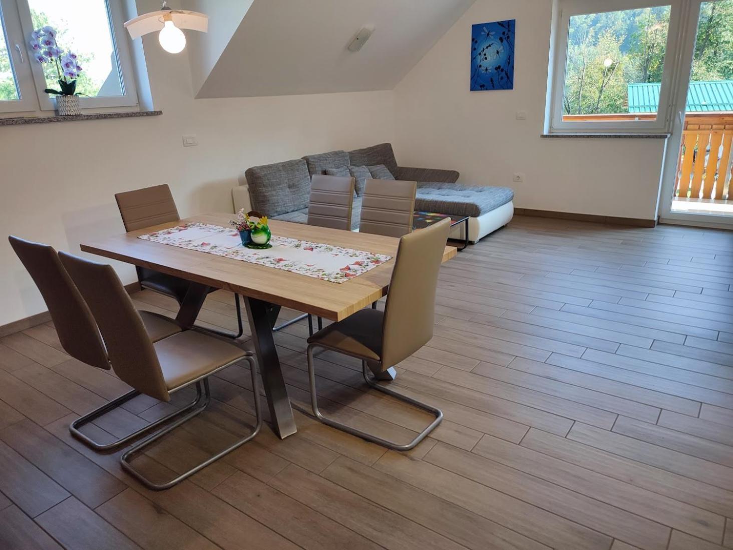 Apartments And Wellness Jelovca Radovljica Bagian luar foto